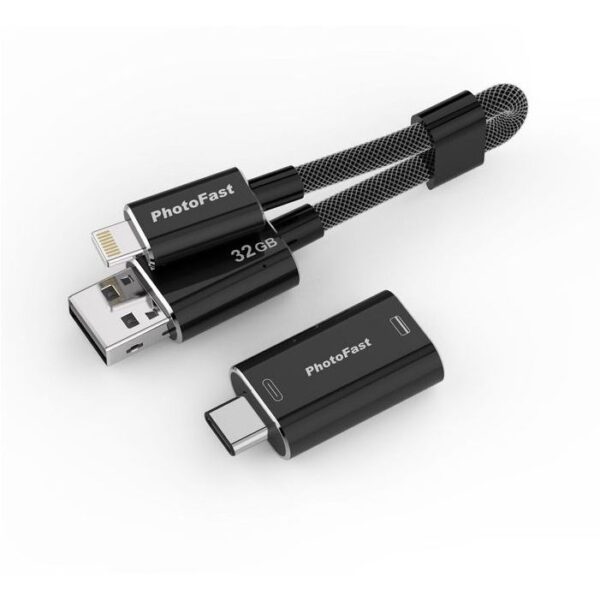14 Photofast MEMORIES CABLE 32 GB W/ADP