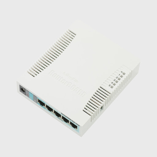 28 Mikrotik Rb951g-2hnd Routerboard 951g-2hnd With 600mhz Cpu 1 Year Wrty