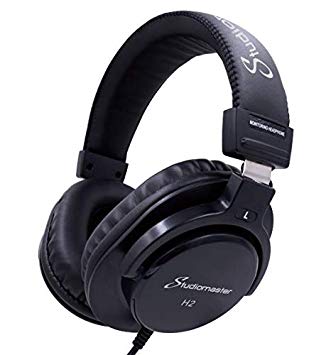 28 Studiomaster H2 Closed Headphone