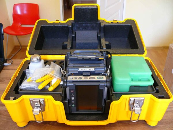 Fujikura Fsm 80s Single Fiber Fusion Splicer, Standard Accessories-