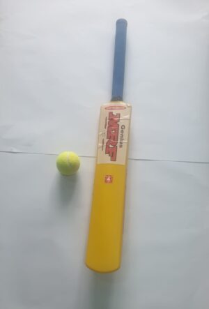 Cricket Bat/ Plastic Cricket Bat No. 4 With Tennis Ball
